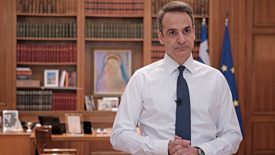 Μητσοτάκης προς Ζελένσκι: Αμέριστη στήριξη της Ελλάδας στην Ουκρανία