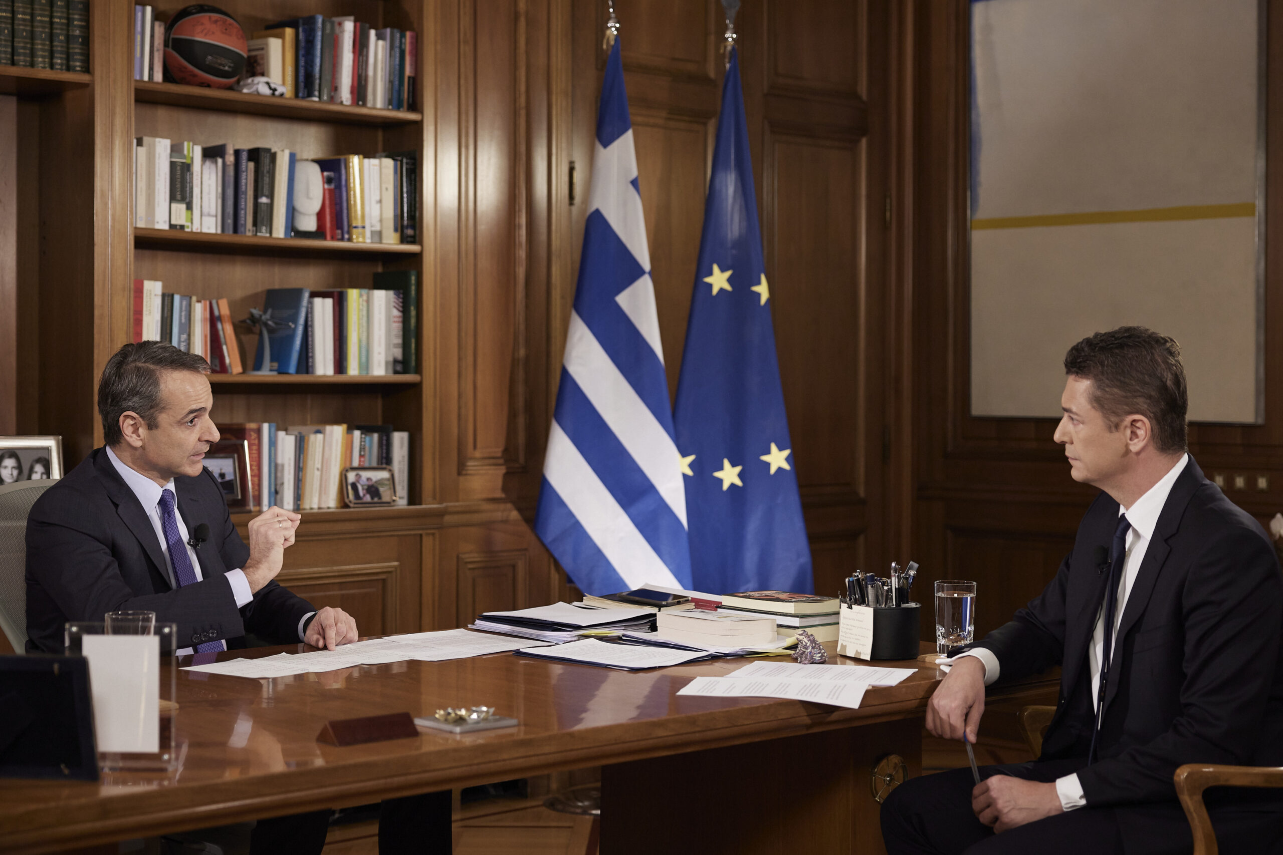 Κυριάκος Μητσοτάκης:”Το βασικό θα ήταν να τελειώσει ο πόλεμος σήμερα…” Κυριάκος Μητσοτάκης:”Το βασικό θα ήταν να τελειώσει ο πόλεμος σήμερα…”
