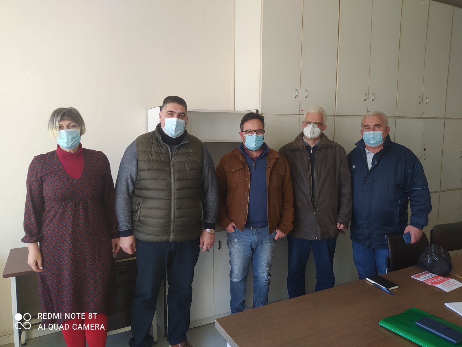 Συνάντηση ΚΚΕ με ΔΣ συλλόγου Εργαζομένων Περιφέρειας ΑΜΘ Συνάντηση ΚΚΕ με ΔΣ συλλόγου Εργαζομένων Περιφέρειας ΑΜΘ