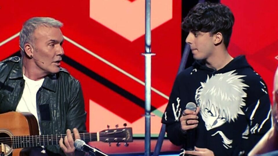 X factor: Τραγούδησε Ρόκκο καλύτερα και από τον Ρόκκο ο 18χρονος Τόλης Παπαδόπουλος! (vids) X factor: Τραγούδησε Ρόκκο καλύτερα και από τον Ρόκκο ο 18χρονος Τόλης Παπαδόπουλος! (vids)