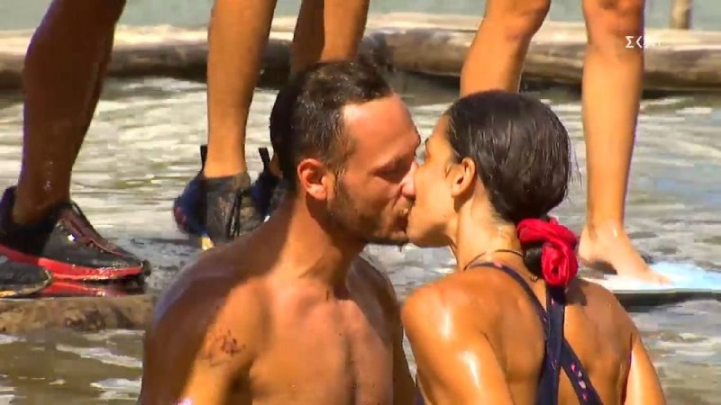 Survivor spoiler 5: «Ξαναφούντωσε» ο έρωτας Μυριέλλας και Κατσαούνη – Ήρθαν ξανά κοντά μετά την ανακοίνωση του Λιανού