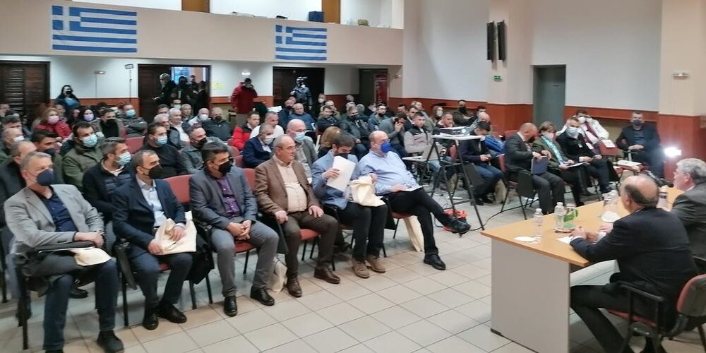 Μεγάλη συμμετοχή αγροτών στην Εσπερίδα για το βαμβάκι στις Φέρες