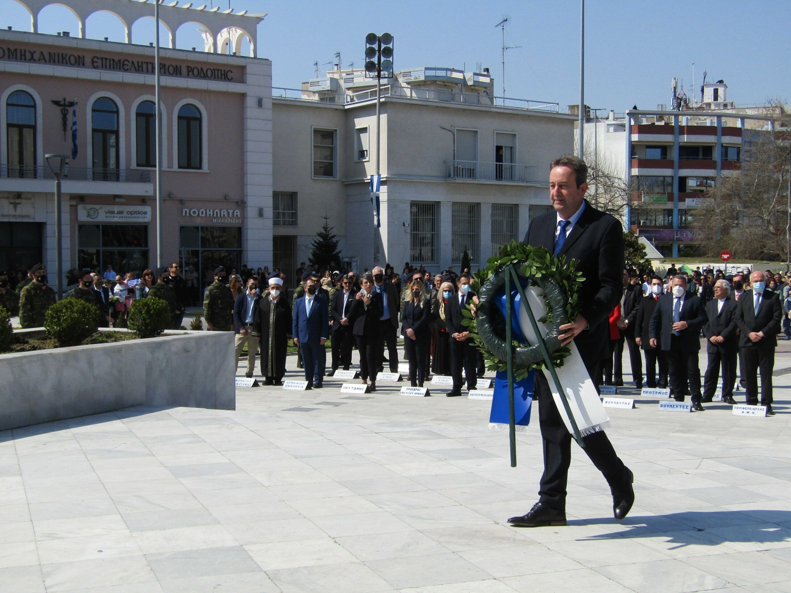 Δημήτρης Χαρίτου για την 25η Μαρτίου: Το μήνυμα της εθνικής μας επετείου είναι να σταματήσει ο πόλεμος και να επικρατήσει η ειρήνη Δημήτρης Χαρίτου για την 25η Μαρτίου: Το μήνυμα της εθνικής μας επετείου είναι να σταματήσει ο πόλεμος και να επικρατήσει η ειρήνη
