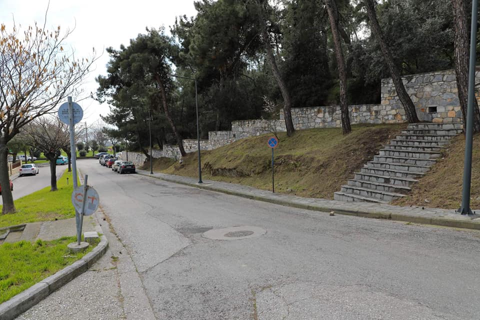 ΔΗΜΟΣ ΚΑΒΑΛΑΣ: Ευπρεπισμός κοινοχρήστων χώρων στην Καβάλα ΔΗΜΟΣ ΚΑΒΑΛΑΣ: Ευπρεπισμός κοινοχρήστων χώρων στην Καβάλα