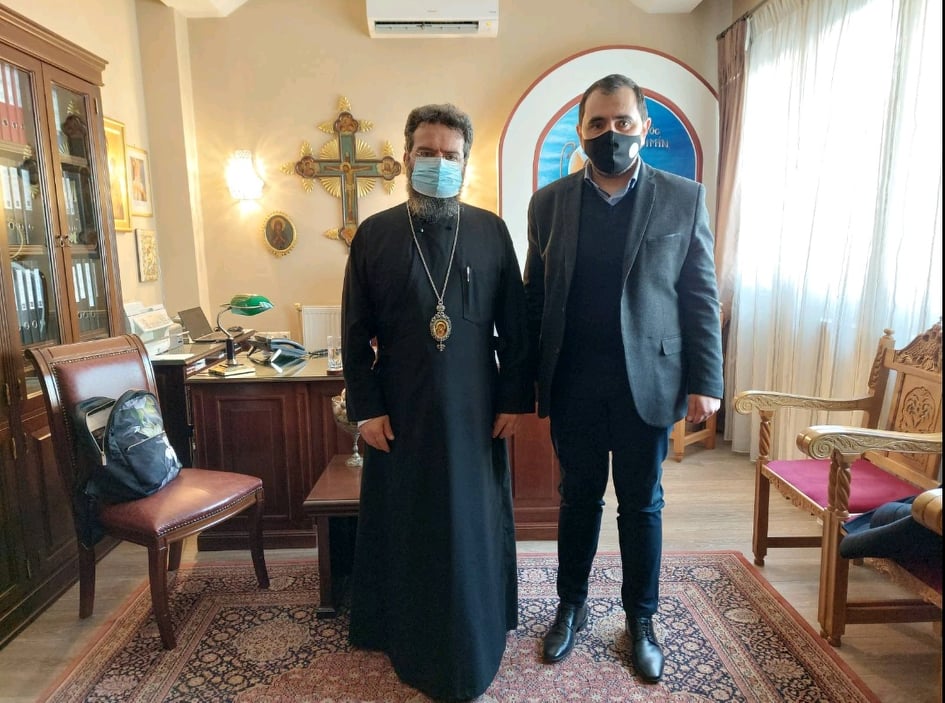 Ο Αντιδήμαρχος Τουρισμού Πέτρος Ζωγράφου συναντήθηκε με το Μητροπολίτη Μαρωνείας Ο Αντιδήμαρχος Τουρισμού Πέτρος Ζωγράφου συναντήθηκε με το Μητροπολίτη Μαρωνείας
