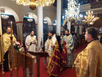 Η Ακολουθία της Α΄στάσεως των Χαιρετισμών προς την Υπεραγία Θεοτόκο στην Ι.Μ. Μαρωνείας και Κομοτηνής Η Ακολουθία της Α΄στάσεως των Χαιρετισμών προς την Υπεραγία Θεοτόκο στην Ι.Μ. Μαρωνείας και Κομοτηνής
