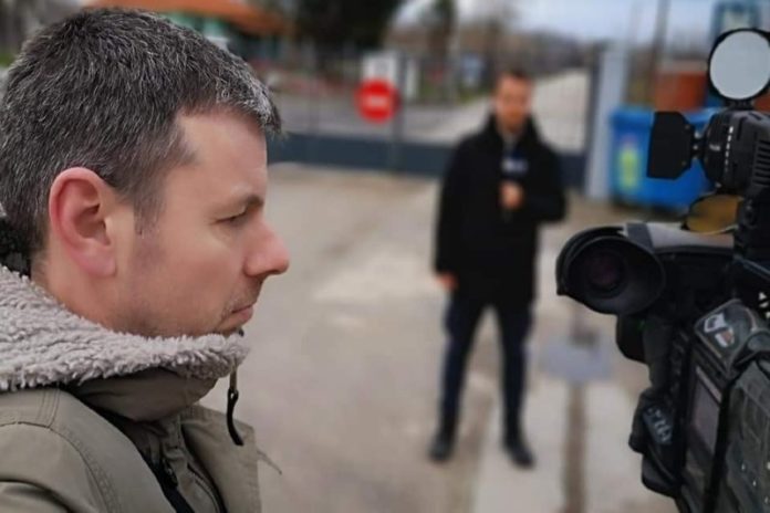Το καλοκαίρι στο Τόκυο για τους Ολυμπιακούς Αγώνες, τώρα στην Ουκρανία καλύπτοντας τον πόλεμο ο Εβρίτης Φώτης Πάντος Το καλοκαίρι στο Τόκυο για τους Ολυμπιακούς Αγώνες, τώρα στην Ουκρανία καλύπτοντας τον πόλεμο ο Εβρίτης Φώτης Πάντος