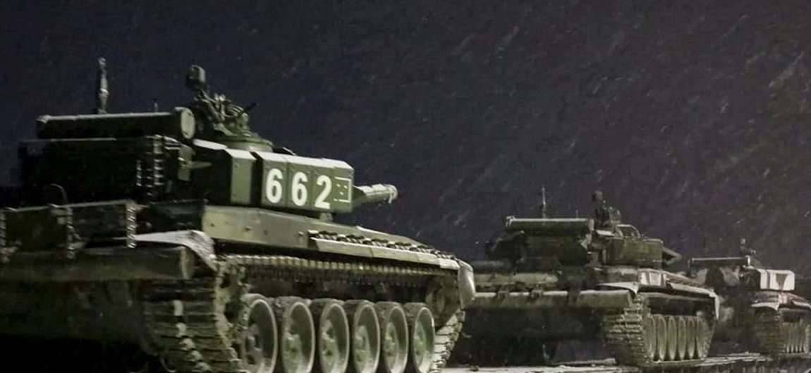 Ουκρανία: Ρώσικα άρματα κοντά στο Κίεβο – Έτοιμοι να αμυνθούν οι Ουκρανοί Ουκρανία: Ρώσικα άρματα κοντά στο Κίεβο – Έτοιμοι να αμυνθούν οι Ουκρανοί