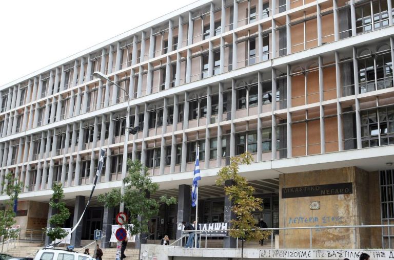 Αναμορφωτικό μέτρο επιβλήθηκε σε μαθήτρια για bullying σε συμμαθήτρια της με αυτισμό Αναμορφωτικό μέτρο επιβλήθηκε σε μαθήτρια για bullying σε συμμαθήτρια της με αυτισμό