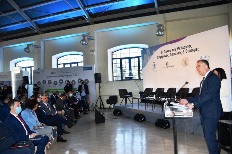 Στ. Καλαφάτης: «Αφήνουμε πίσω μας το κράτος της χαρτούρας που ταλαιπωρούσε τον πολίτη και προχωρούμε τον ψηφιακό μετασχηματισμό» Στ. Καλαφάτης: «Αφήνουμε πίσω μας το κράτος της χαρτούρας που ταλαιπωρούσε τον πολίτη και προχωρούμε τον ψηφιακό μετασχηματισμό»