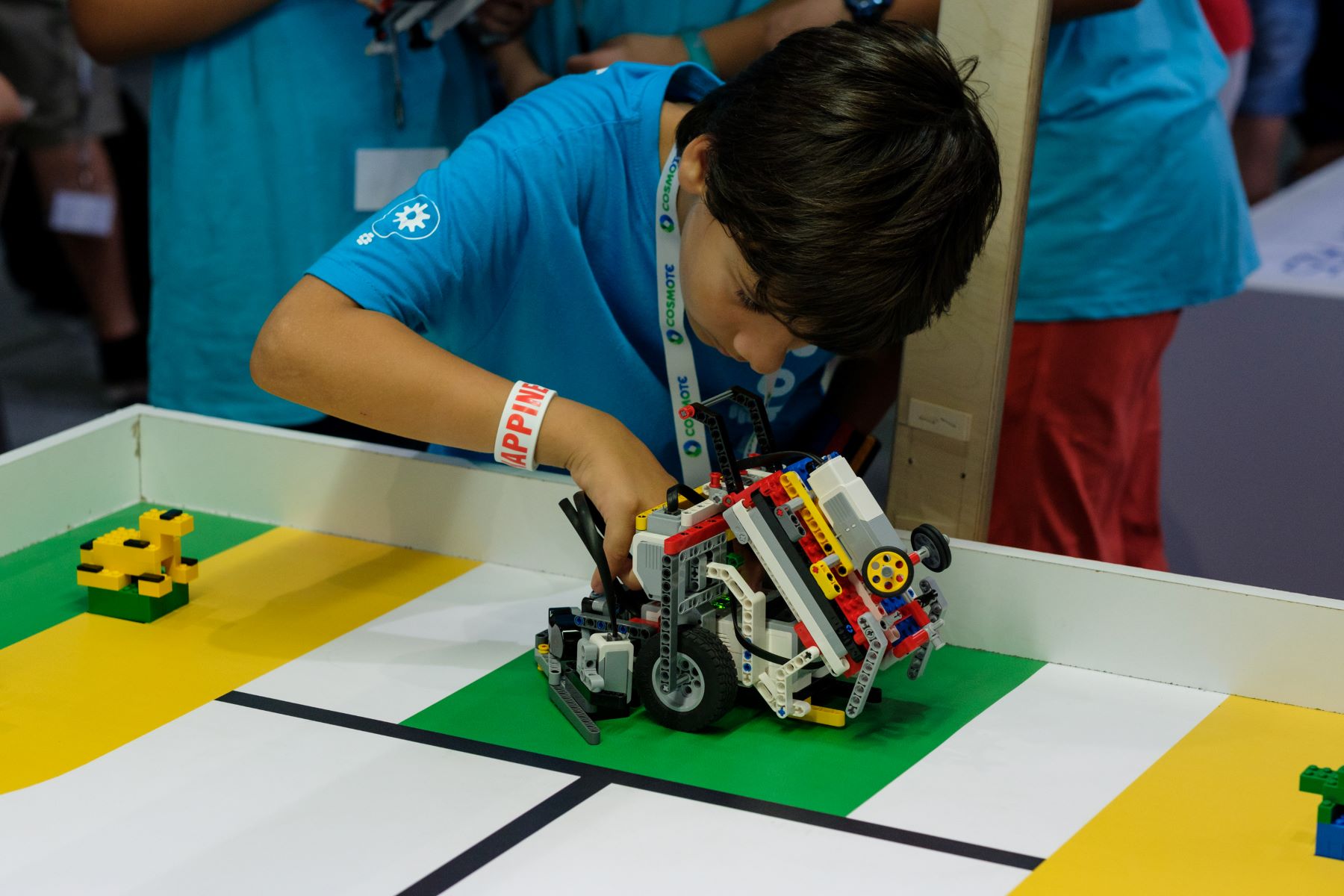 8ος Πανελλήνιος Διαγωνισμός Εκπαιδευτικής Ρομποτικής