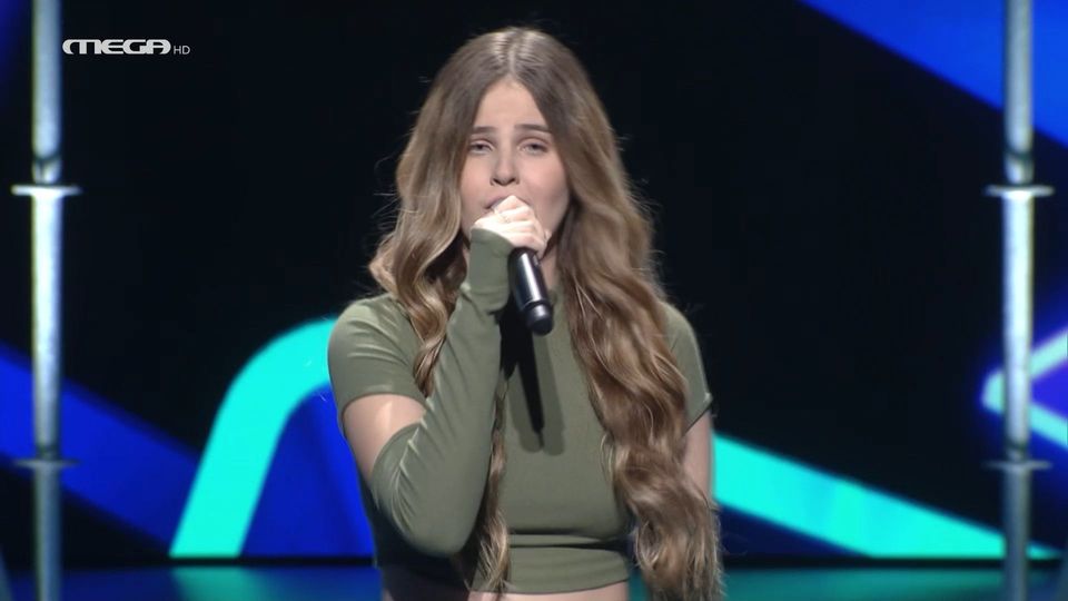 X Factor: Η 15χρονη Σοφία τους άφησε όλους «άφωνους» X Factor: Η 15χρονη Σοφία τους άφησε όλους «άφωνους»