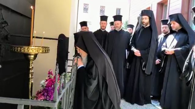 ΩΣ ΑΜΝΟΣ ΑΜΩΜΟΣ ΕΠΙ ΣΦΑΓΗΝ ΗΧΘΗ ΩΣ ΑΜΝΟΣ ΑΜΩΜΟΣ ΕΠΙ ΣΦΑΓΗΝ ΗΧΘΗ