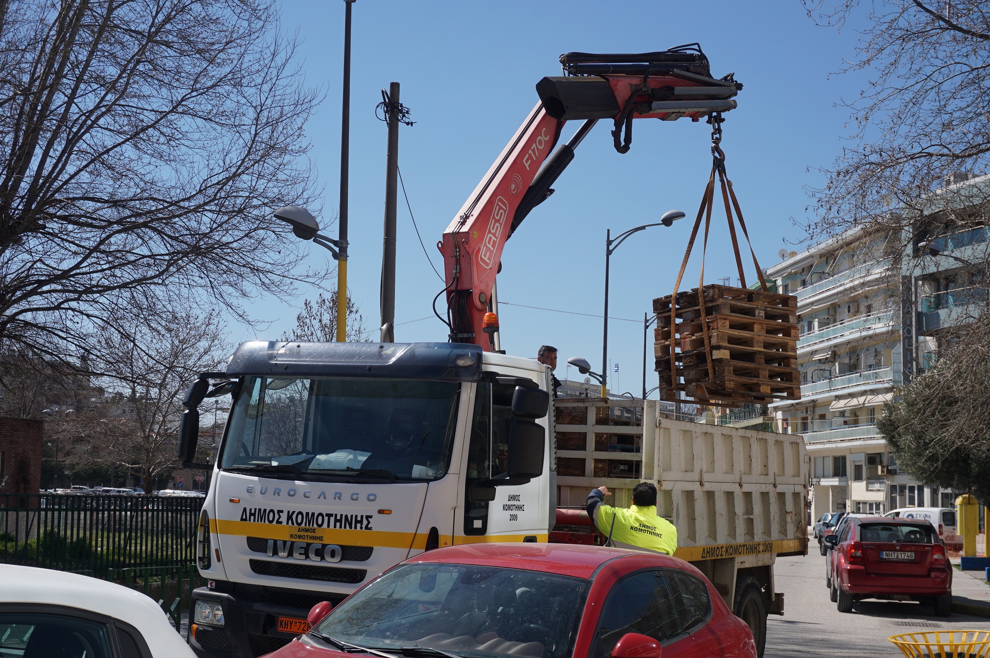 Συγκέντρωση φαρμάκων και τροφίμων για την Ουκρανία