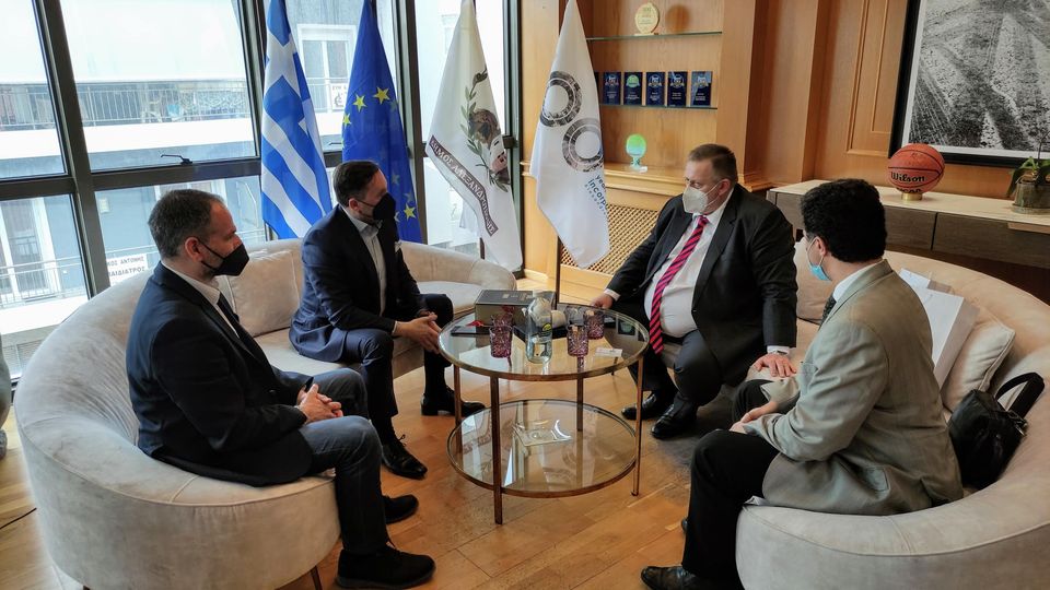 Ο Γιάννης Ζαμπούκης συναντήθηκε με το Γενικό Πρόξενο της Ρουμανίας Ο Γιάννης Ζαμπούκης συναντήθηκε με το Γενικό Πρόξενο της Ρουμανίας