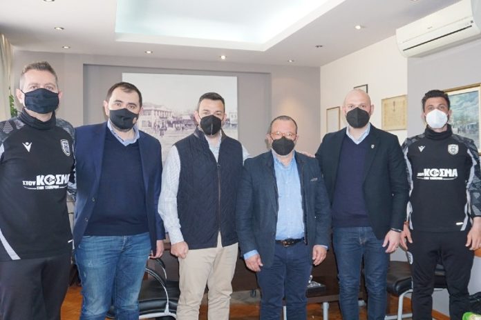 Ανώτατα στελέχη της ΠΑΕ ΠΑΟΚ στον δήμαρχο Κομοτηνής μια μέρα μετά τη μεγάλη αναμέτρηση του δικεφάλου με τη Μαρσέιγ Ανώτατα στελέχη της ΠΑΕ ΠΑΟΚ στον δήμαρχο Κομοτηνής μια μέρα μετά τη μεγάλη αναμέτρηση του δικεφάλου με τη Μαρσέιγ
