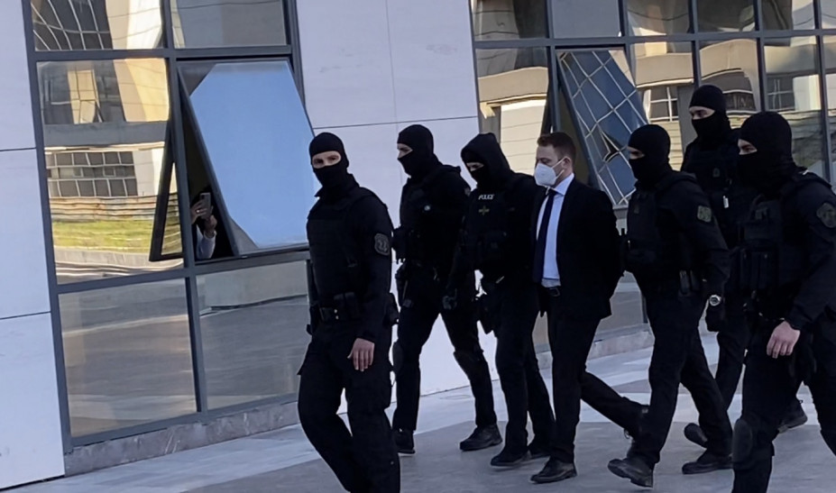 Δίκη Αναγνωστόπουλου: Κατέθεσε ο αστυνομικός που μπήκε πρώτος στο σπίτι της οικογένειας Δίκη Αναγνωστόπουλου: Κατέθεσε ο αστυνομικός που μπήκε πρώτος στο σπίτι της οικογένειας