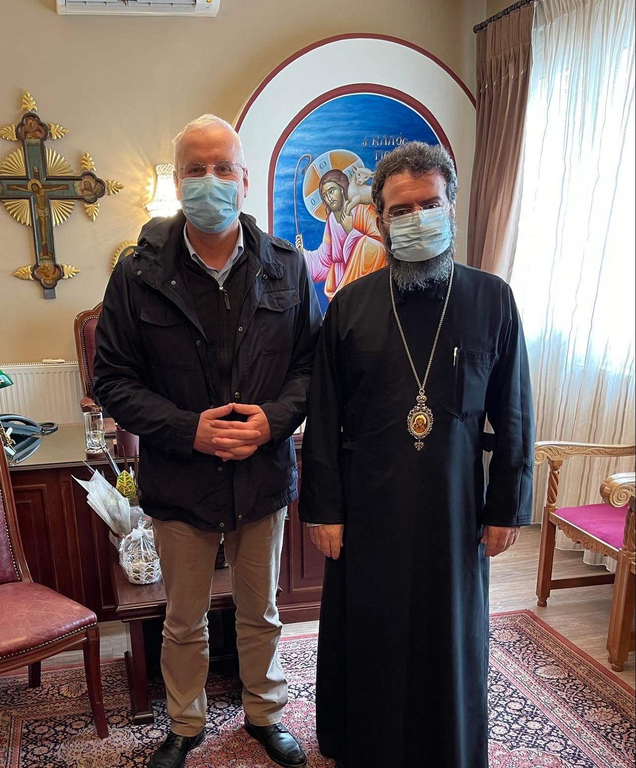 Ευχές Ιλχάν Αχμέτ προς τον Σ. Μητροπολίτη Μαρωνείας & Κομοτηνής για το Ορθόδοξο Πάσχα Ευχές Ιλχάν Αχμέτ προς τον Σ. Μητροπολίτη Μαρωνείας & Κομοτηνής για το Ορθόδοξο Πάσχα