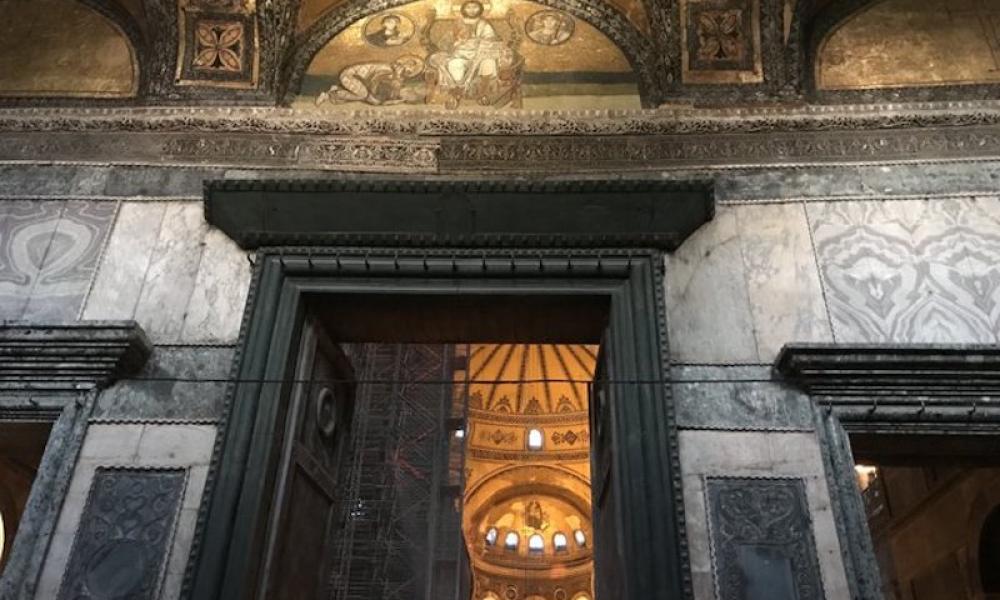 Ανακοίνωση του Υπουργείου Εξωτερικών για τον βανδαλισμό της Αυτοκρατορικής Πύλης της Αγίας Σοφίας, Μνημείου της Παγκόσμιας Πολιτιστικής Κληρονομιάς Ανακοίνωση του Υπουργείου Εξωτερικών για τον βανδαλισμό της Αυτοκρατορικής Πύλης της Αγίας Σοφίας, Μνημείου της Παγκόσμιας Πολιτιστικής Κληρονομιάς