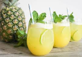 Ο χυμός ανανά βοηθάει στη θεραπεία κατά του βήχα
