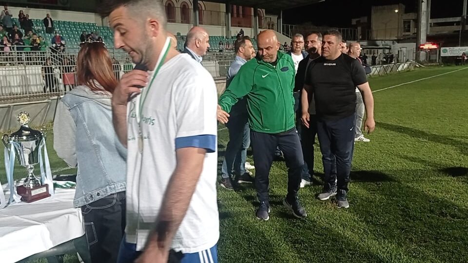 Η καταγγελία Γεμενετζή για «μπάβους και φουσκωτούς» στον Πανθρακικό και η απάντηση με μία… αλεπού και η «μπάλα στην εξέδρα»… Η καταγγελία Γεμενετζή για «μπάβους και φουσκωτούς» στον Πανθρακικό και η απάντηση με μία… αλεπού και η «μπάλα στην εξέδρα»…