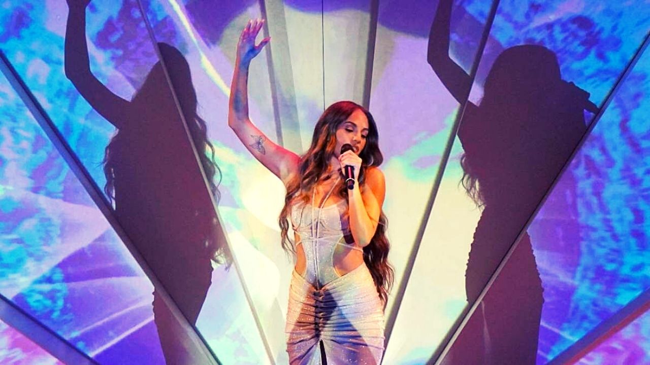 Eurovision: Κύπρος και Ανδρομάχη δεν τα κατάφεραν! (+ video) Eurovision: Κύπρος και Ανδρομάχη δεν τα κατάφεραν! (+ video)