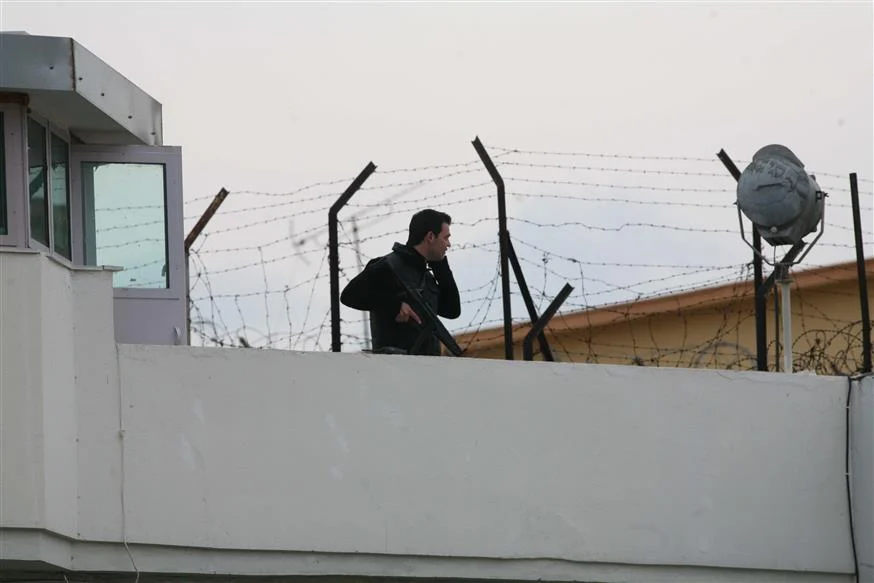 ΚΑΤΑΓΓΕΛΙΑ μελών του Σωματείου Εξωτερικής Φρούρησης Καταστημάτων Κράτησης Αττικής ΚΑΤΑΓΓΕΛΙΑ μελών του Σωματείου Εξωτερικής Φρούρησης Καταστημάτων Κράτησης Αττικής
