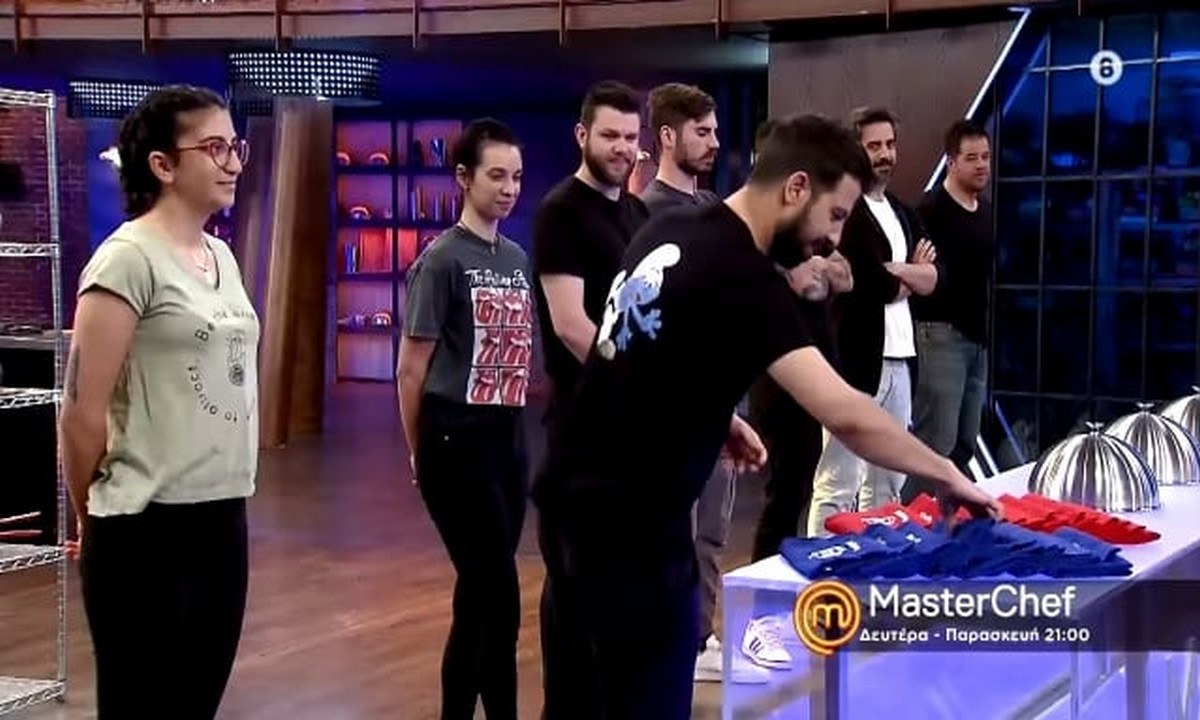 Masterchef (11/5): Μπλε και κόκκινη ομάδα θα κληθούν να μαγειρέψουν με έναν τοίχο μπροστά τους Masterchef (11/5): Μπλε και κόκκινη ομάδα θα κληθούν να μαγειρέψουν με έναν τοίχο μπροστά τους