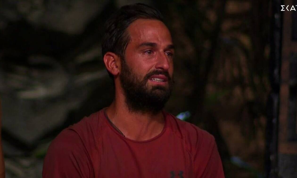 Survivor 12/05: Ανακοινώνει ο Γιώργος Λιανός τα μαύρα μαντάτα στον Άρη Σοϊλέδη ! Βουρκώνει ο παίκτης των μπλε… Survivor 12/05: Ανακοινώνει ο Γιώργος Λιανός τα μαύρα μαντάτα στον Άρη Σοϊλέδη ! Βουρκώνει ο παίκτης των μπλε…