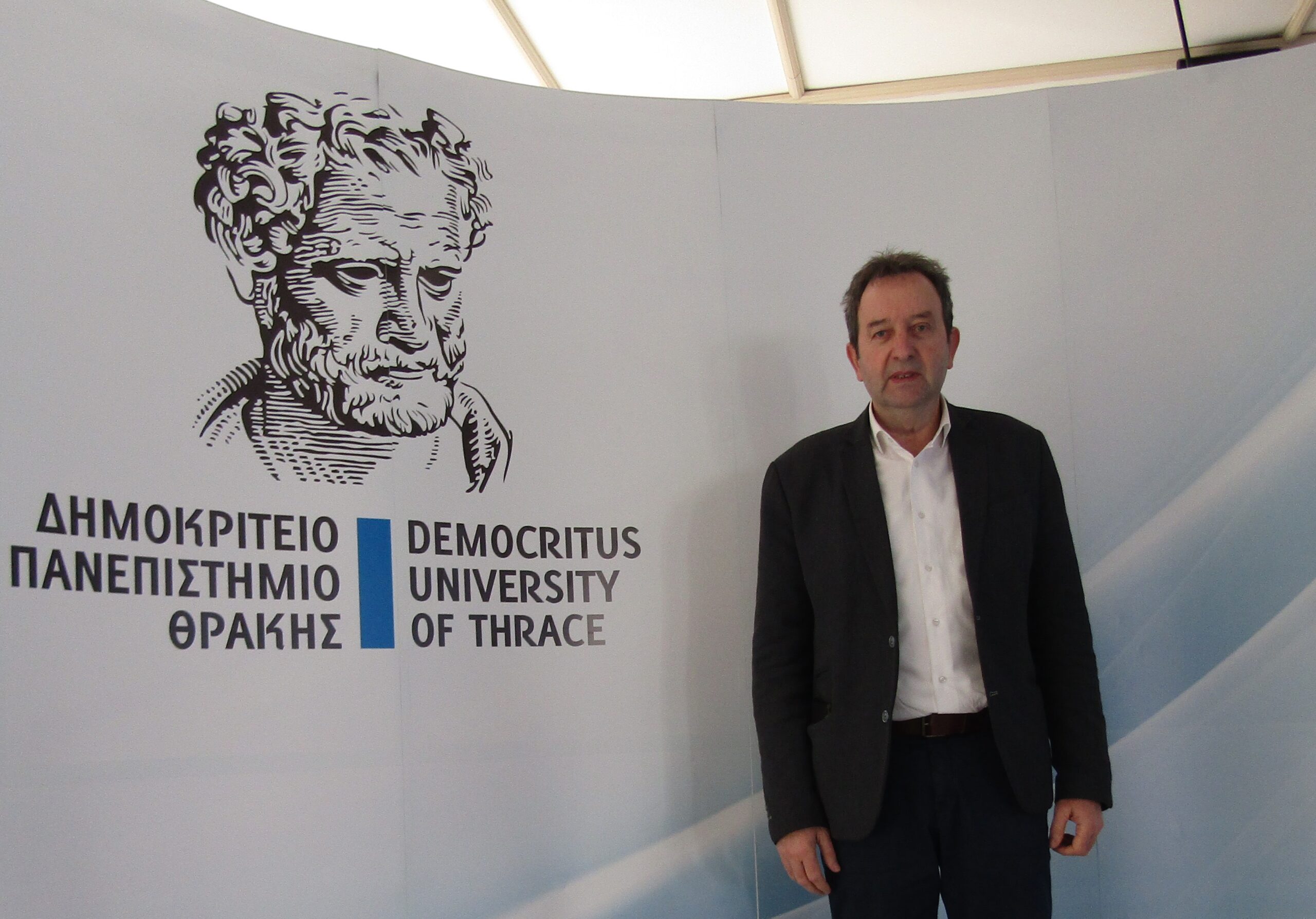 Χαρίτου: «Η κυβέρνηση της ΝΔ αντί να ενισχύει αποδυναμώνει το Δημοκρίτειο Πανεπιστήμιο Θράκης – Κούφιες οι υποσχέσεις για την ίδρυση και λειτουργία νέων τμημάτων»
