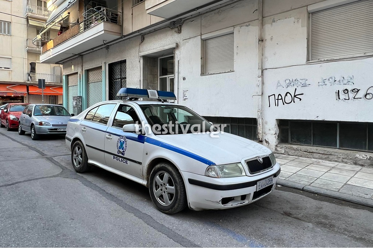 43χρονος έχασε τη ζωή του πέφτοντας από ύψος στην πολυκατοικία που έμενε στη Θεσσαλονίκη