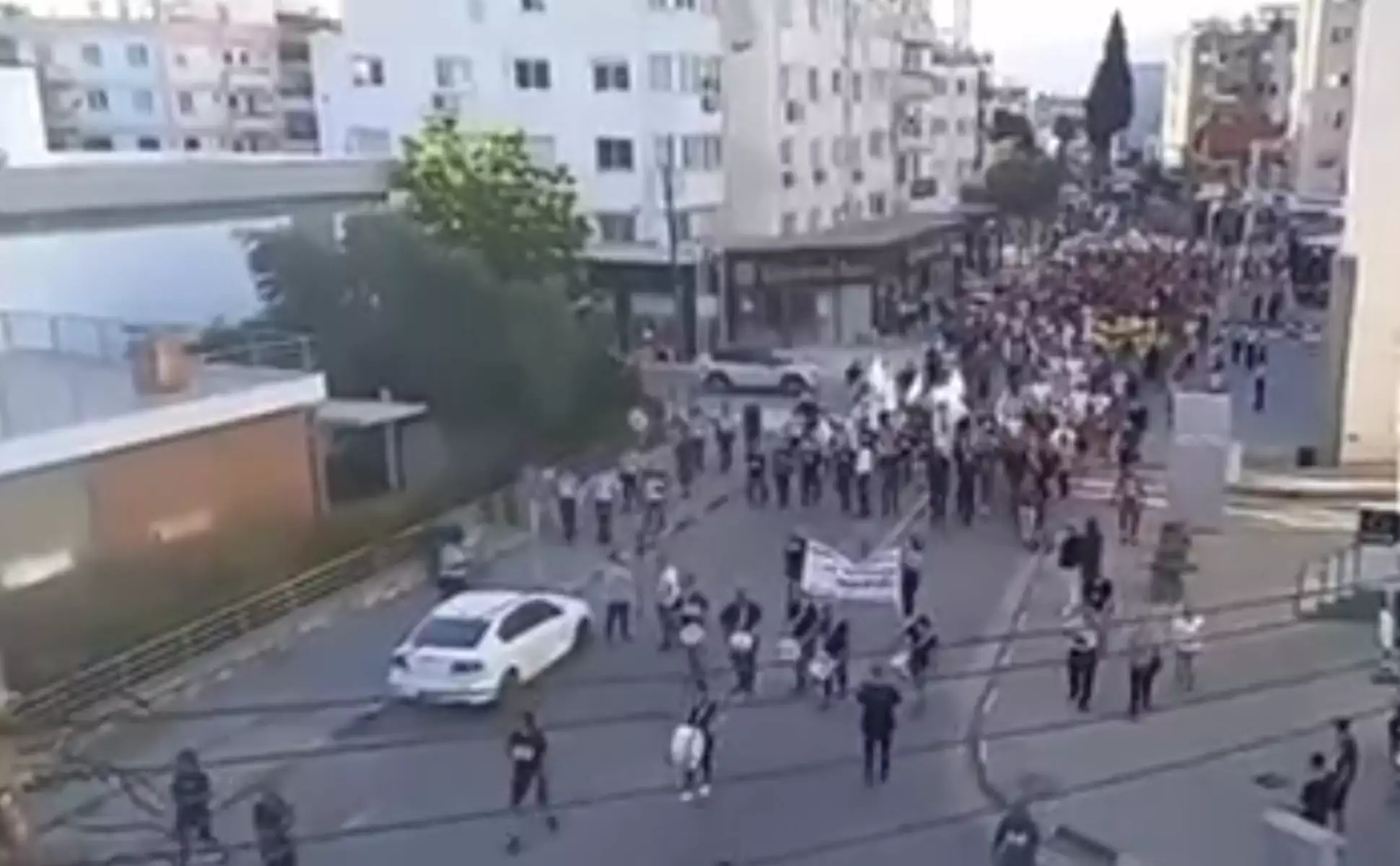 Στους δρόμους κατά του Ερντογάν οι Τουρκοκύπριοι Στους δρόμους κατά του Ερντογάν οι Τουρκοκύπριοι