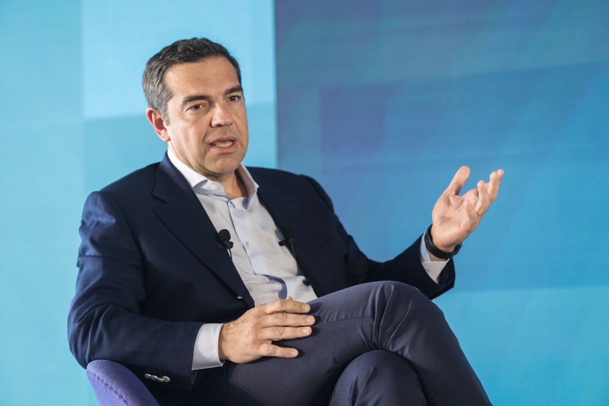 Αλ. Τσίπρας: Η εποχή μας χρειάζεται κοινωνικό κράτος, όχι νεοφιλελεύθερες πολιτικές Αλ. Τσίπρας: Η εποχή μας χρειάζεται κοινωνικό κράτος, όχι νεοφιλελεύθερες πολιτικές