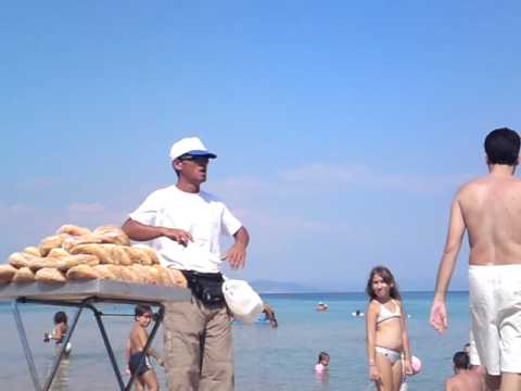 Χαλκιδική: Εξαρθρώθηκε η μαφία του λουκουμά. Πώς δρούσε η συμμορία σε 19 παραλίες Χαλκιδική: Εξαρθρώθηκε η μαφία του λουκουμά. Πώς δρούσε η συμμορία σε 19 παραλίες