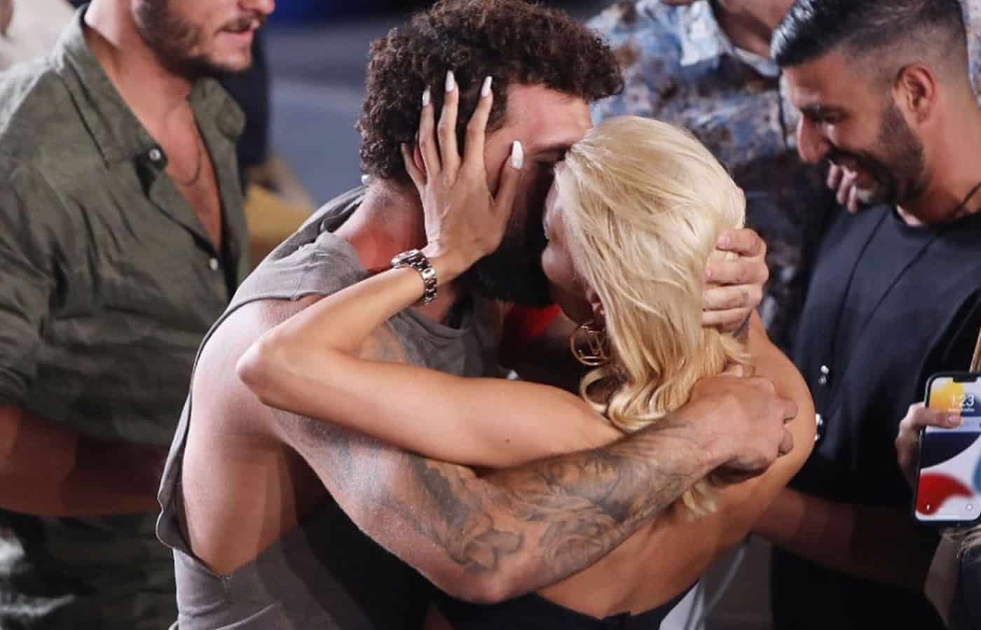 Survivor Ελλάδας: Το βίντεο της Παναγιώταρου έδωσε την νίκη στον Στάθη !; Survivor Ελλάδας: Το βίντεο της Παναγιώταρου έδωσε την νίκη στον Στάθη !;