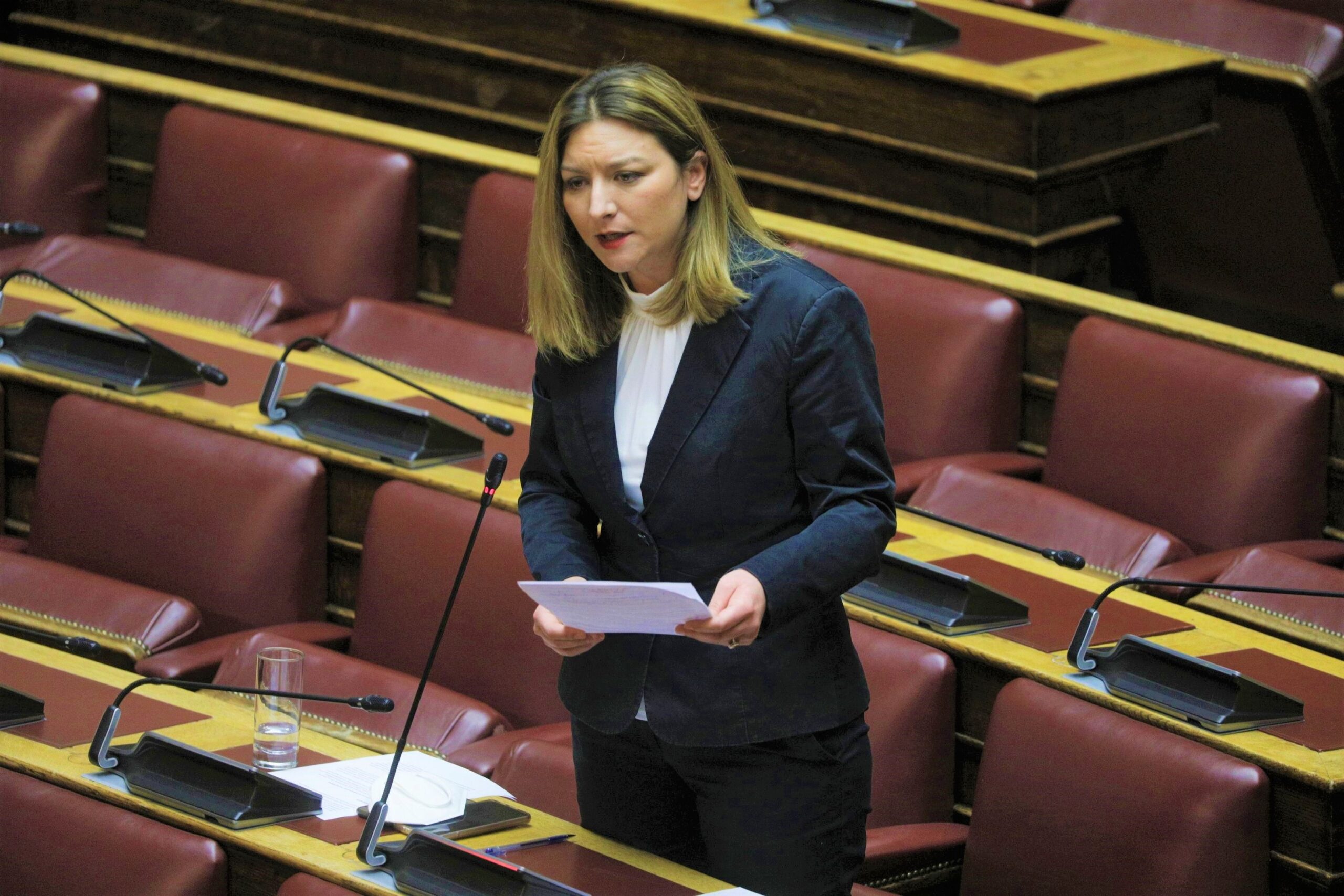 Ν. Γκαρά «Η κυβέρνηση οδηγεί τις επιχειρήσεις και τους ελεύθερους επαγγελματίες σε οικονομική ασφυξία» Ν. Γκαρά «Η κυβέρνηση οδηγεί τις επιχειρήσεις και τους ελεύθερους επαγγελματίες σε οικονομική ασφυξία»