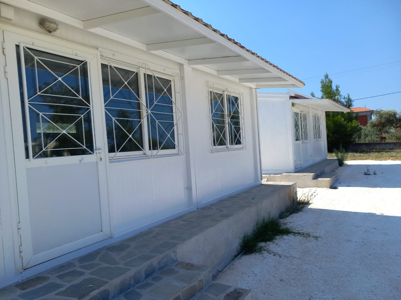 Επισκευές και συντηρήσεις σε σχολικές μονάδες της Δευτεροβάθμιας Εκπαίδευσης του Δήμου Θάσου Επισκευές και συντηρήσεις σε σχολικές μονάδες της Δευτεροβάθμιας Εκπαίδευσης του Δήμου Θάσου