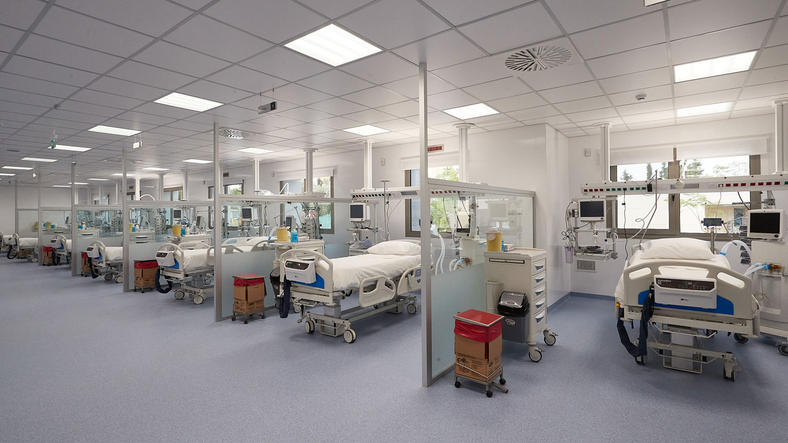 Κορωνοϊός (8/7): 18.948 κρούσματα, 101 διασωληνωμένοι και 22 θάνατοι