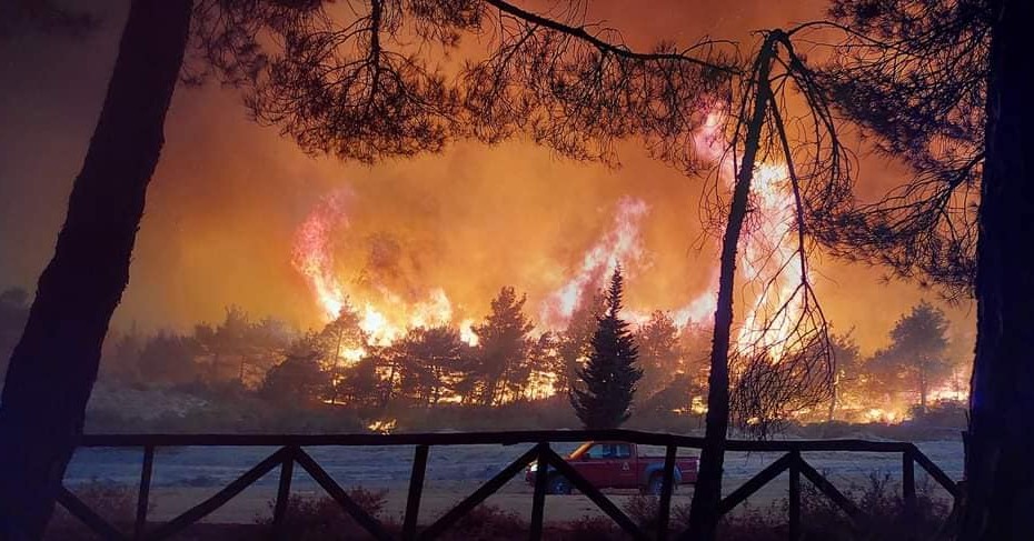 Για 6η μέρα μαίνεται η φωτιά στη Δαδιά Έβρου Για 6η μέρα μαίνεται η φωτιά στη Δαδιά Έβρου