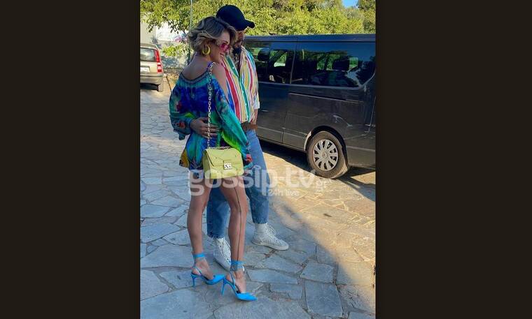 Survivor: Με σούπερ μίνι η Κάτια Ταραμπάνκο για να παρακολουθήσει τον ημιτελικό! Survivor: Με σούπερ μίνι η Κάτια Ταραμπάνκο για να παρακολουθήσει τον ημιτελικό!