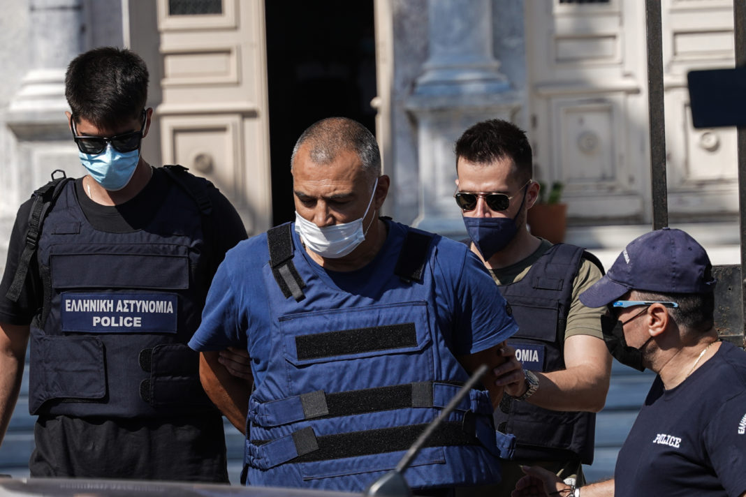Προφυλακίστηκε ο 53χρονος αστυνομικός στη Λέσβο Προφυλακίστηκε ο 53χρονος αστυνομικός στη Λέσβο