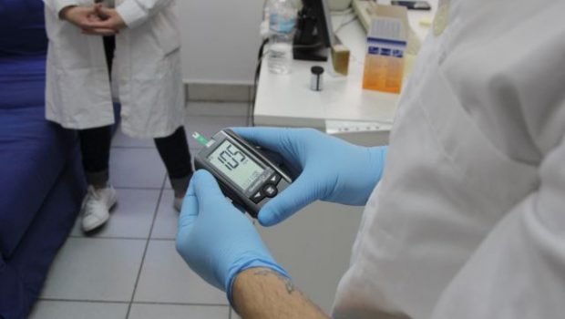 Επικίνδυνη η παροιμιώδης και συνεχιζόμενη αδιαφορία του Υπουργείου Υγείας στους πάσχοντες από Σακχαρώδη Διαβήτη Επικίνδυνη η παροιμιώδης και συνεχιζόμενη αδιαφορία του Υπουργείου Υγείας στους πάσχοντες από Σακχαρώδη Διαβήτη