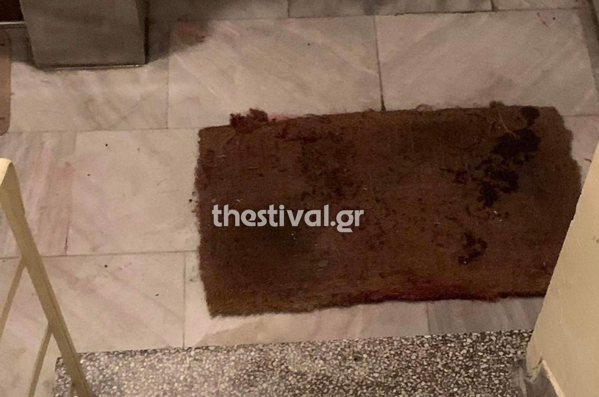 Πήδηξε από το 2ο όροφο ύστερα από έντονο καυγά με τη σύζυγό του Πήδηξε από το 2ο όροφο ύστερα από έντονο καυγά με τη σύζυγό του