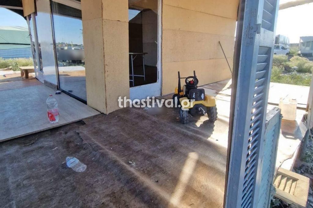 Θεσσαλονίκη: Κατέρρευσαν στο νοσοκομείο οι γονείς του 5χρονου Μάριου που σκοτώθηκε από τζαμαρία Θεσσαλονίκη: Κατέρρευσαν στο νοσοκομείο οι γονείς του 5χρονου Μάριου που σκοτώθηκε από τζαμαρία