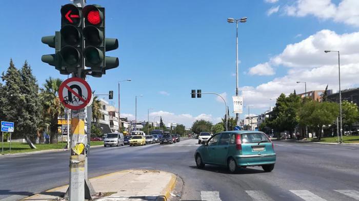 Έρχονται τα «πάνω-κάτω» στον νέο ΚΟΚ – Τέλος η αφαίρεση πινακίδων και άδειας κυκλοφορίας Έρχονται τα «πάνω-κάτω» στον νέο ΚΟΚ – Τέλος η αφαίρεση πινακίδων και άδειας κυκλοφορίας