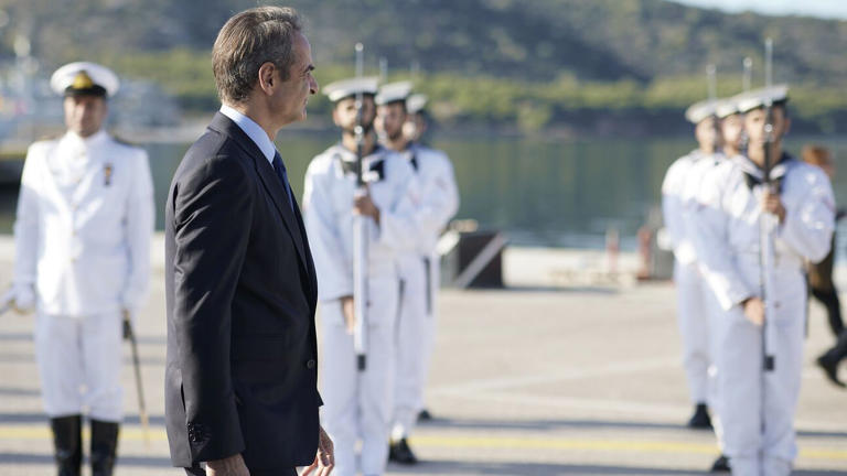 Αυστηρό μήνυμα Μητσοτάκη σε Τουρκία: Όποιος παραβιάζει τα σύνορα, τιμωρείται Αυστηρό μήνυμα Μητσοτάκη σε Τουρκία: Όποιος παραβιάζει τα σύνορα, τιμωρείται