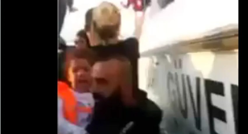 Ο Νότης Μηταράκης ανέβασε βίντεο με τις θηριωδίες Τούρκων λιμενικών σε βάρος μεταναστών