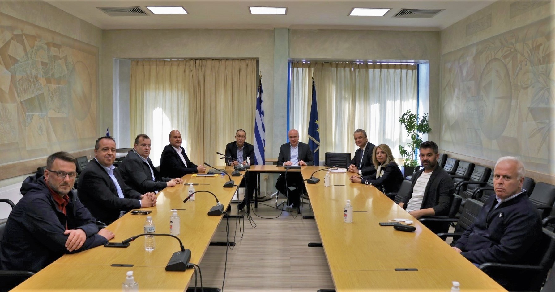Συνάντηση του Περιφερειάρχη ΑΜΘ Χρήστου Μέτιου με το Διοικητικό Συμβούλιοτου Αναπτυξιακού Οργανισμού Ανατολικής Μακεδονίας και Θράκης Συνάντηση του Περιφερειάρχη ΑΜΘ Χρήστου Μέτιου με το Διοικητικό Συμβούλιοτου Αναπτυξιακού Οργανισμού Ανατολικής Μακεδονίας και Θράκης