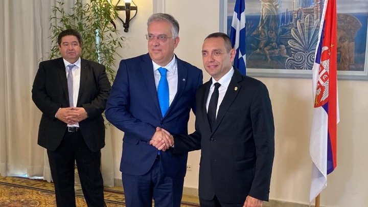 Τάκης Θεοδωρικάκος από τον Έβρο: «Δημιουργούμε ισχυρό ευρωπαϊκό μέτωπο» Τάκης Θεοδωρικάκος από τον Έβρο: «Δημιουργούμε ισχυρό ευρωπαϊκό μέτωπο»