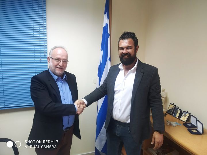 Ο Μουσταφά Οσμάνογλου Τζανέρ επανεντάσσεται στην παράταξη του Ντίνου Χαριτόπουλου Ο Μουσταφά Οσμάνογλου Τζανέρ επανεντάσσεται στην παράταξη του Ντίνου Χαριτόπουλου